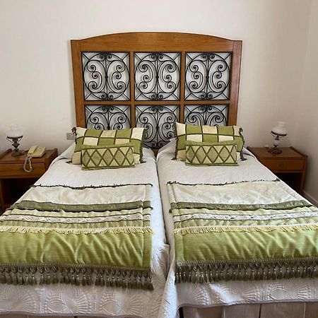 Hotel Casa Somerscales Valparaiso Room photo